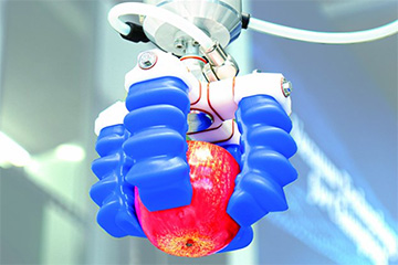 協働ロボットCRXシリーズに取り付け可能なプラグイン展示