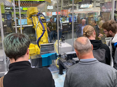 M-810によるウエット加工