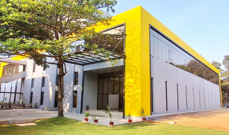 New Service Building