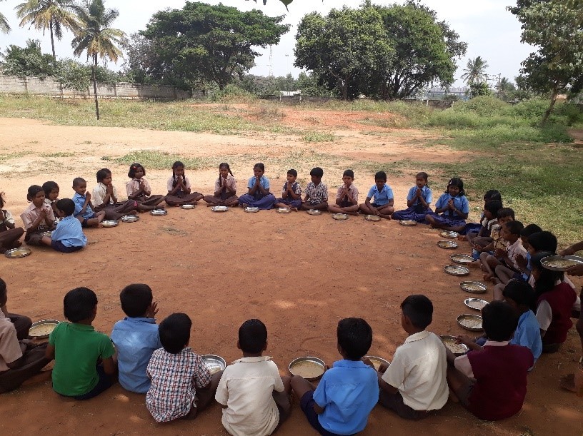 Lunch distribution